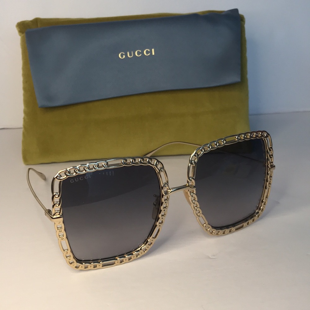 Authentic- NWT GUCCI GG1033S - 002 OVERSIZED CHARM SUNGLASSES